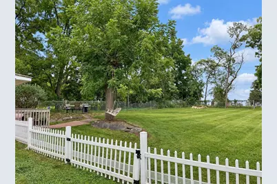 115 Garden Lane, Ridgeville, WI 53533 - Photo 5