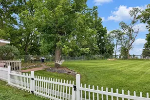 115 Garden Ln, Ridgeville, WI 53533 - Photo 5