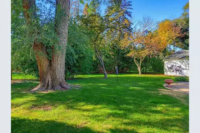 7609 N Boyd Way, Milwaukee, WI 53217 - Photo 49