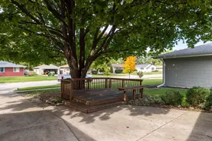 2131 S Pine St, Janesville, WI 53546 - Photo 3