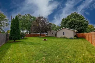 2131 S Pine St, Janesville, WI 53546 - Photo 5