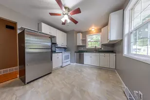 2131 S Pine St, Janesville, WI 53546 - Photo 13