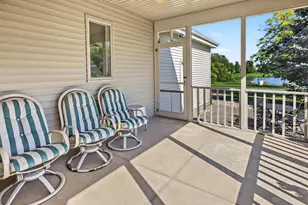 902 Winding Way, Madison, WI 53562 - Photo 25