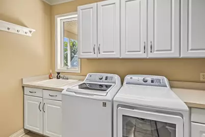 902 Winding Way, Madison, WI 53562 - Photo 37