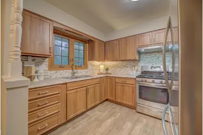 4112 N Galaxy Drive, Janesville, WI 53546 - Photo 5
