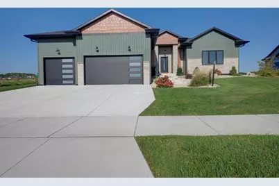 1813 Arbor Ridge Way, Janesville, WI 53548 - Photo 31