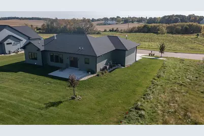 1813 Arbor Ridge Way, Janesville, WI 53548 - Photo 27
