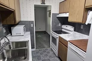 327 Hitchcock St, Baraboo, WI 53913 - Photo 13