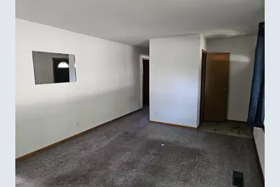 327 Hitchcock Street, Baraboo, WI 53913 - Photo 15