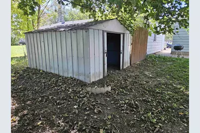 327 Hitchcock Street, Baraboo, WI 53913 - Photo 9