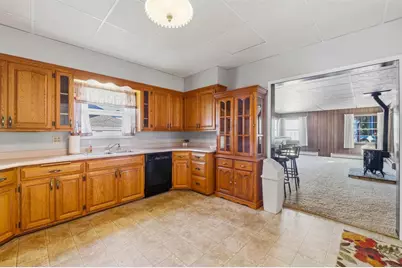 615 N Center Street, Beaver Dam, WI 53916 - Photo 7