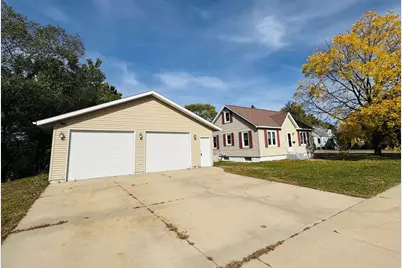 1541 Apricot Street, Wisconsin Rapids, WI 54494 - Photo 3