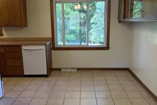 103 Edward St, Verona, WI 53593 - Photo 15