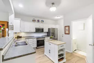 2967 Kentville Dr, Sun Prairie, WI 53590 - Photo 21