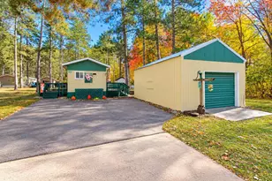 W6400 Pineland Dr, Wild Rose, WI 54984 - Photo 27