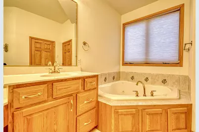 1225 Saint Patrick Way, Sun Prairie, WI 53590 - Photo 37