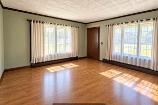 304 Harvard St, Princeton, WI 54968 - Photo 5