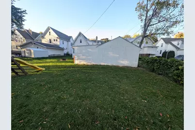 242 E Merrill Avenue, Fond du Lac, WI 54935 - Photo 3