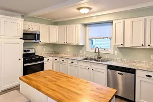 242 E Merrill Ave, Fond du Lac, WI 54935 - Photo 7