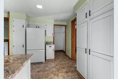 213 S College Avenue, Fox Lake, WI 53933 - Photo 9
