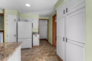 213 S College Ave, Fox Lake, WI 53933 - Photo 9