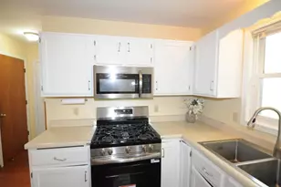 7141 E Valley Ridge Dr, Madison, WI 53719 - Photo 15