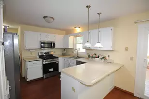 7141 E Valley Ridge Dr, Madison, WI 53719 - Photo 13