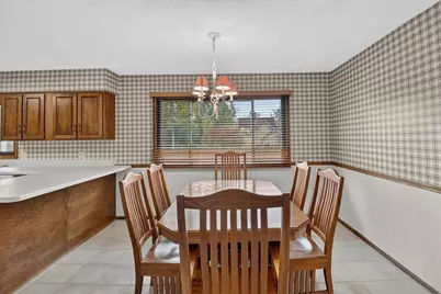 2528 Lilac Lane, Janesville, WI 53545 - Photo 9