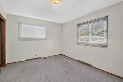 2528 Lilac Lane, Janesville, WI 53545 - Photo 19