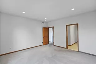 2013 Fieldstone Blvd, Prairie Du Sac, WI 53578 - Photo 23
