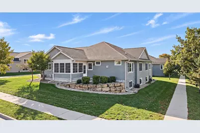 2013 Fieldstone Boulevard #5, Prairie Du Sac, WI 53578 - Photo 59