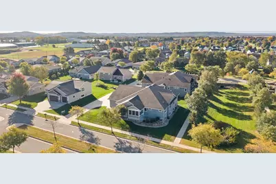 2013 Fieldstone Boulevard #5, Prairie Du Sac, WI 53578 - Photo 65