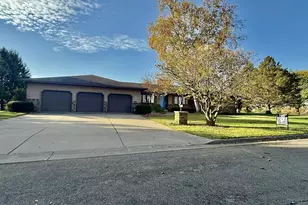 1818 Grumann Dr, Tomah, WI 54660 - Photo 5