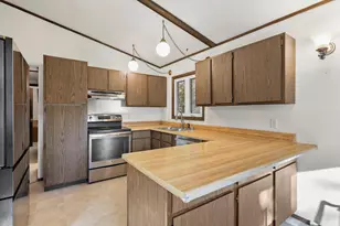 2665 Richardson St, Fitchburg, WI 53711 - Photo 11