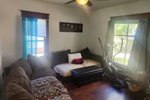 410 6th St, Baraboo, WI 53913 - Photo 17