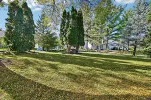 7814 E Oakbrook Cir, Madison, WI 53717 - Photo 29