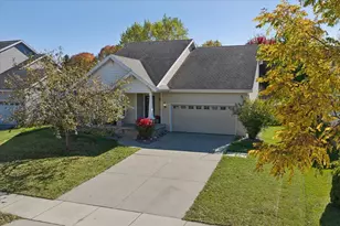 7235 Arctic Fox Dr, Madison, WI 53719 - Photo 3