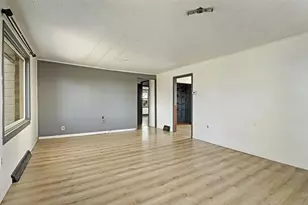 7114 Wheatland Rd, Burlington, WI 53105 - Photo 3