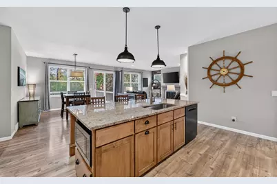 2401 Jenny Wren Trail, Sun Prairie, WI 53590 - Photo 5