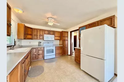 8647 E State Road 67, Clinton, WI 53525 - Photo 5