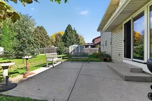 5306 Brookshire Ln, Madison, WI 53714 - Photo 11