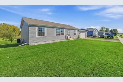 528 S Main Street, Juneau, WI 53039 - Photo 23