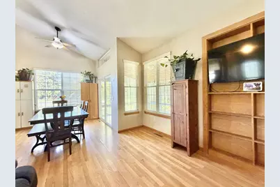 505 E Weirick Avenue, Beloit, WI 53511 - Photo 3