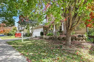 1233 Velvet Leaf Dr, Madison, WI 53719 - Photo 3