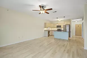 555 S Midvale Blvd, Madison, WI 53711 - Photo 11
