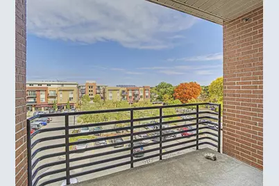 555 S Midvale Boulevard #321, Madison, WI 53711 - Photo 9