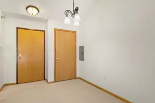 6835 Parkside Cir, Windsor, WI 53532 - Photo 19