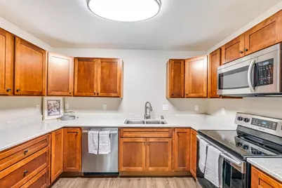 2127 Luann Lane #6, Madison, WI 53713 - Photo 9