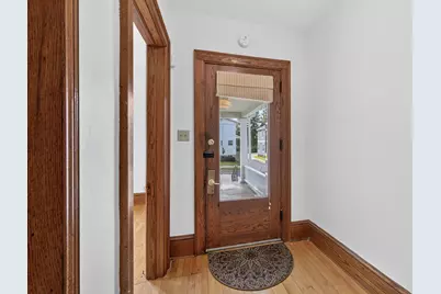 2122 Center Avenue, Madison, WI 53704 - Photo 5