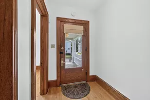 2122 Center Ave, Madison, WI 53704 - Photo 5